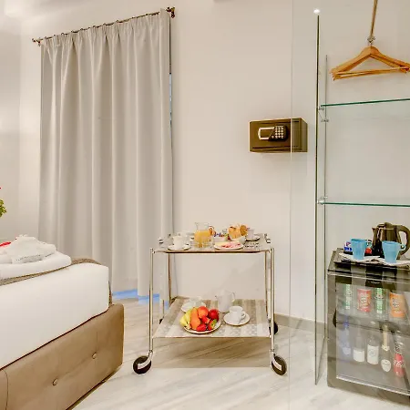 Navona 4*