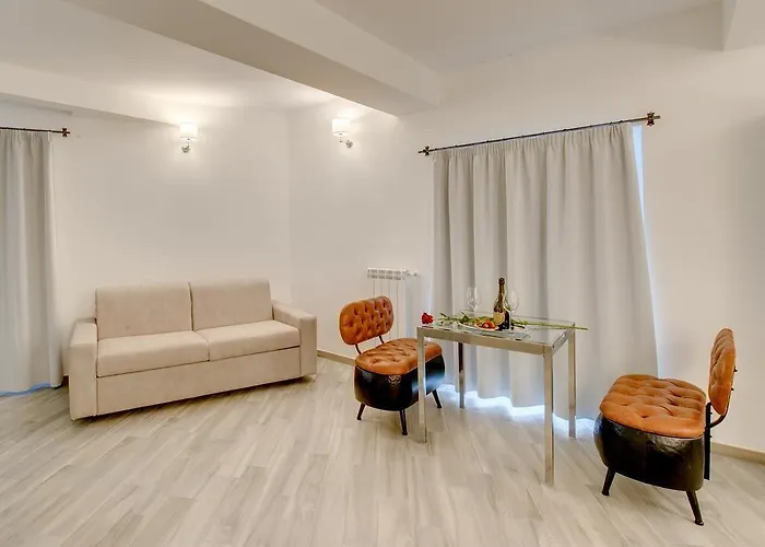 Navona Guest house 4*